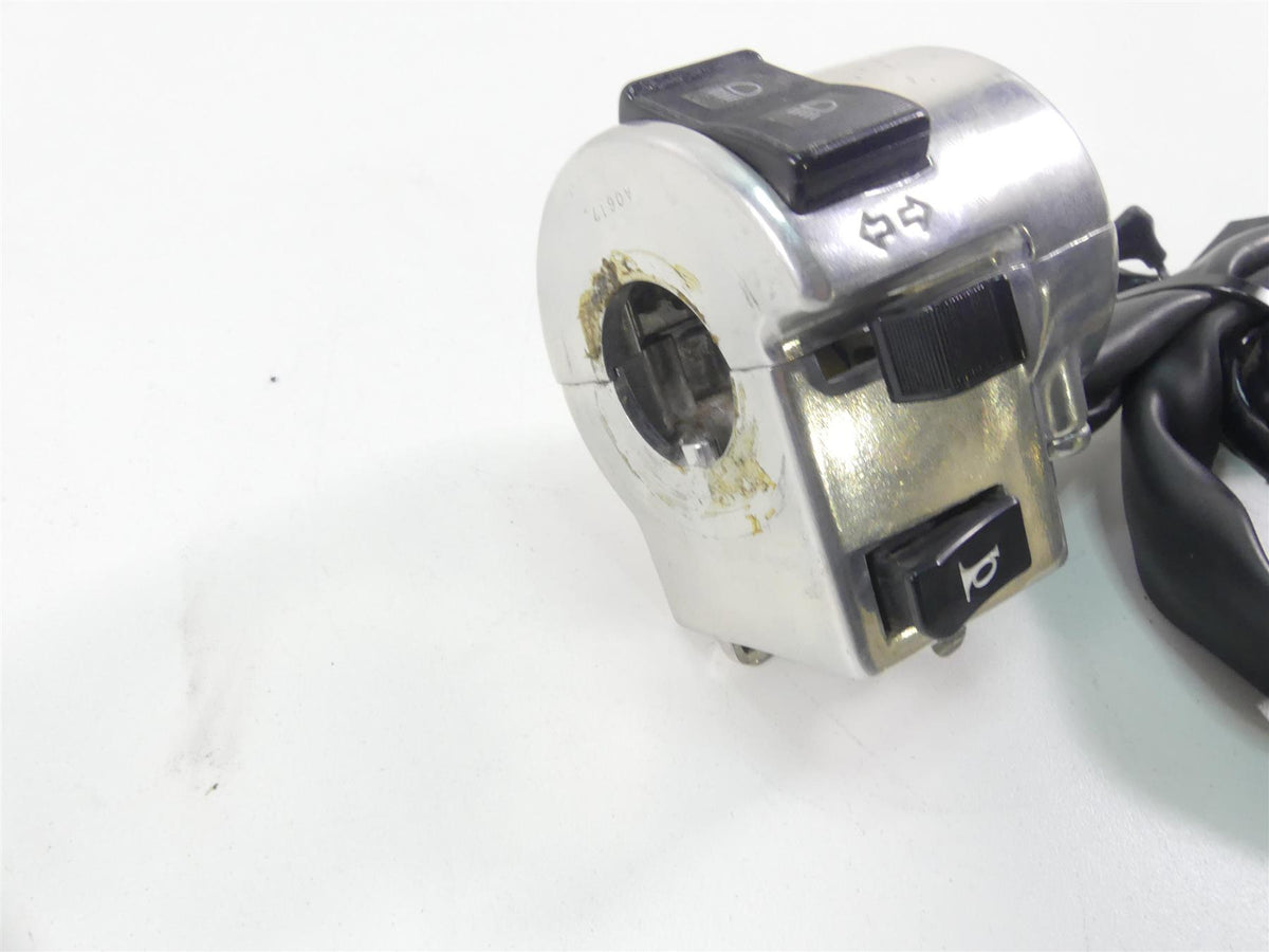 2002 Honda VTX1800 C Left Hand Light Blinker Horn Control Switch 35020-MCH-000 {{ shop.shopifyCountryName }} - Mototech271
