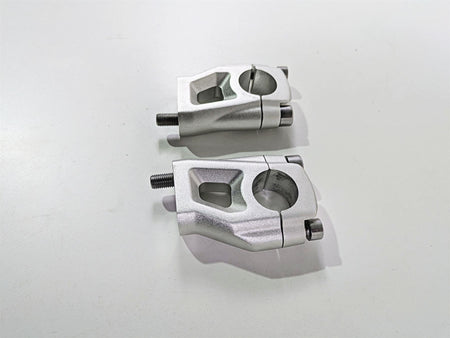 2024 Triumph Tiger 900 GT Handlebar Riser Holder Clamp Set T2040813 {{ shop.shopifyCountryName }} - Mototech271