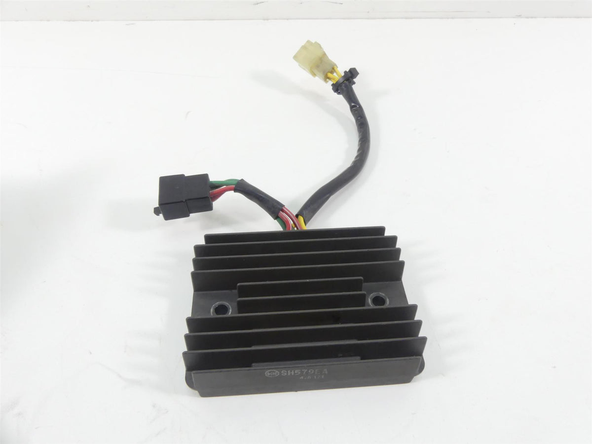 2005 Ducati Multistrada 1000S Rectifier Voltage Regulator 54040101A SH579EA {{ shop.shopifyCountryName }} - Mototech271
