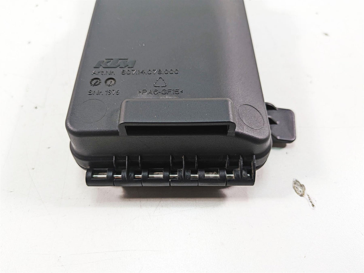 2020 KTM 1290 Super Adventure R Phone Case Holder Stay Tech Box0 60714078000 {{ shop.shopifyCountryName }} - Mototech271