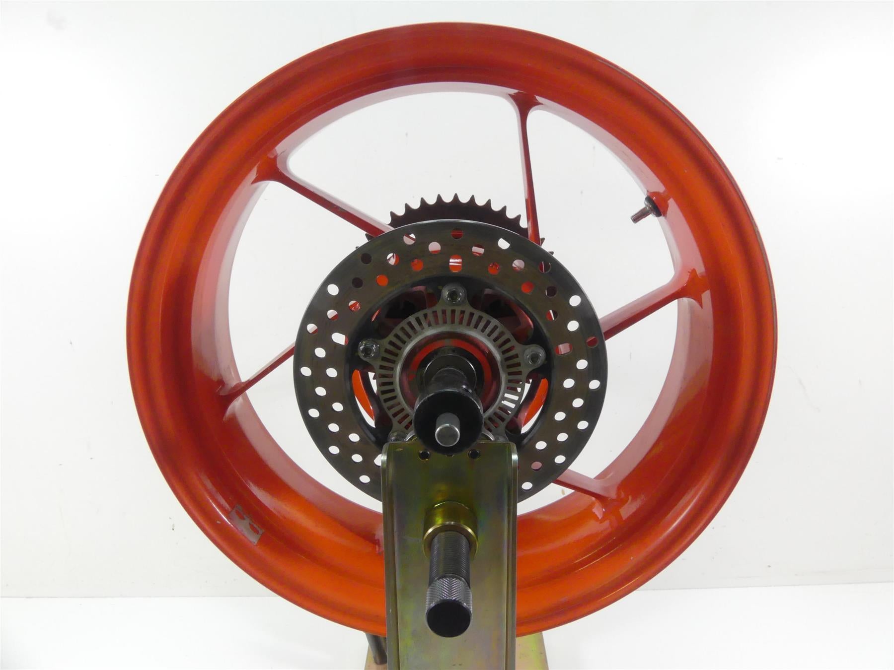 2021 Aprilia Tuono 660 Straight 17x5.5 Rear Wheel Rim 2B008370 {{ shop.shopifyCountryName }} - Mototech271