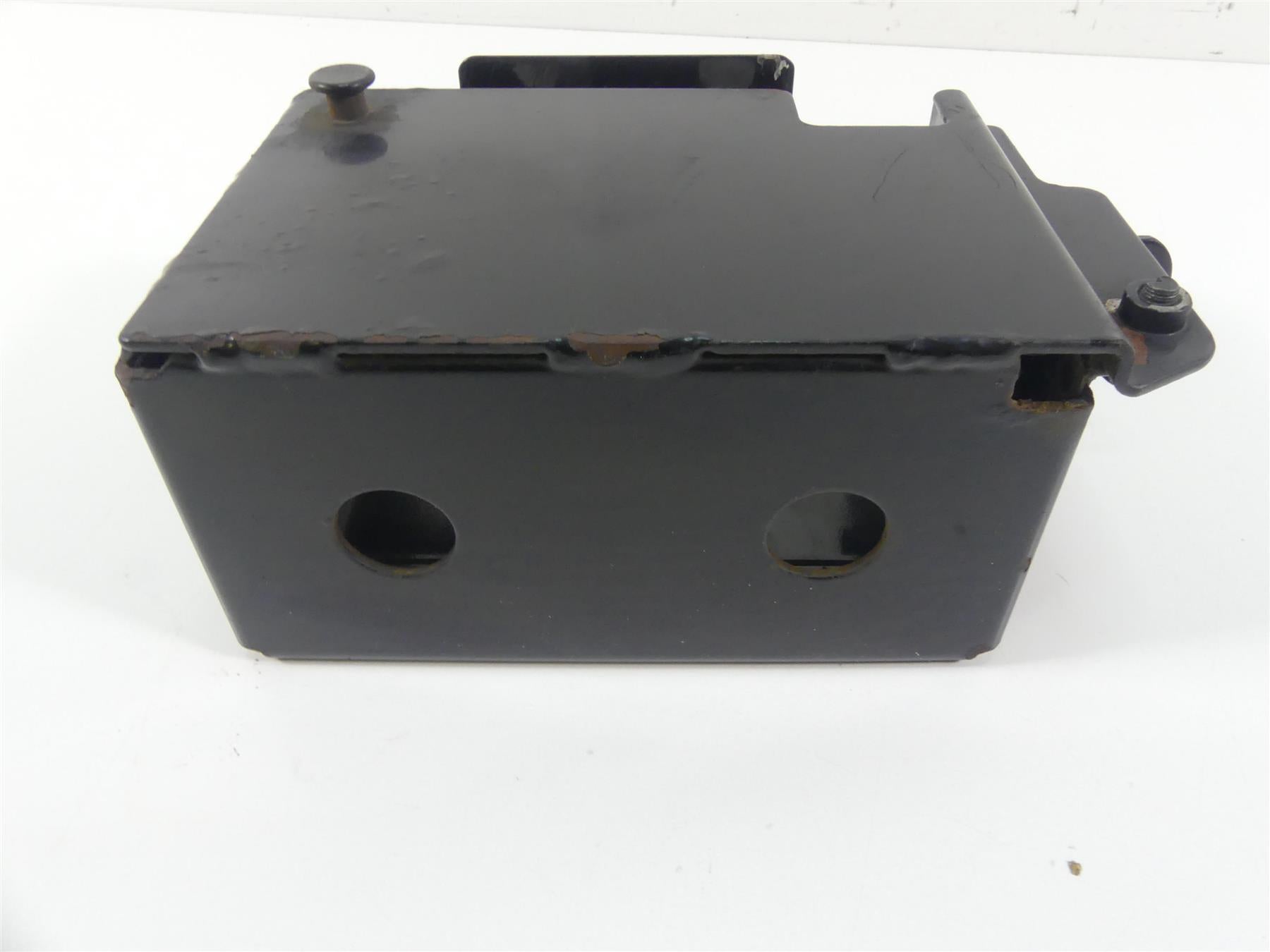 1999 Harley Dyna FXDS Convertible Battery Tray Holder Carrier + Cover 66375-97 {{ shop.shopifyCountryName }} - Mototech271