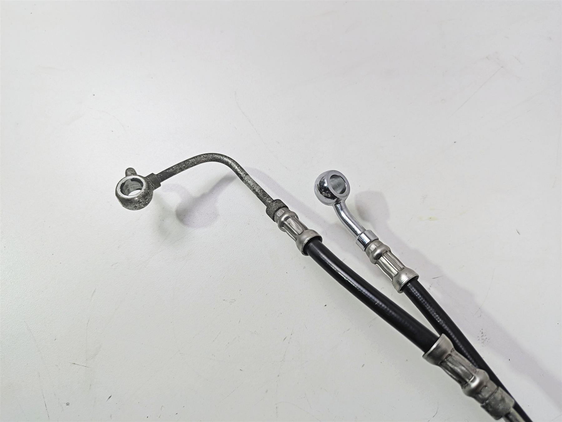 2010 Harley Touring FLHXSE CVO Street Glide Front Abs Brake Line Set 46674-10 {{ shop.shopifyCountryName }} - Mototech271