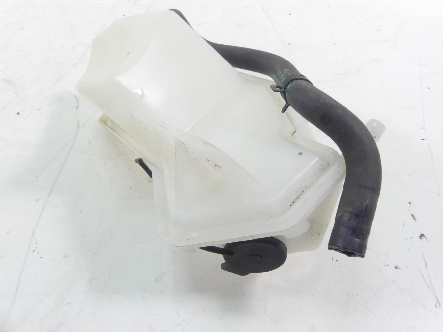 2017 BMW R1200GS GSW K50 Right Radiator Reservoir Fan & Cover Set 17118546416 {{ shop.shopifyCountryName }} - Mototech271