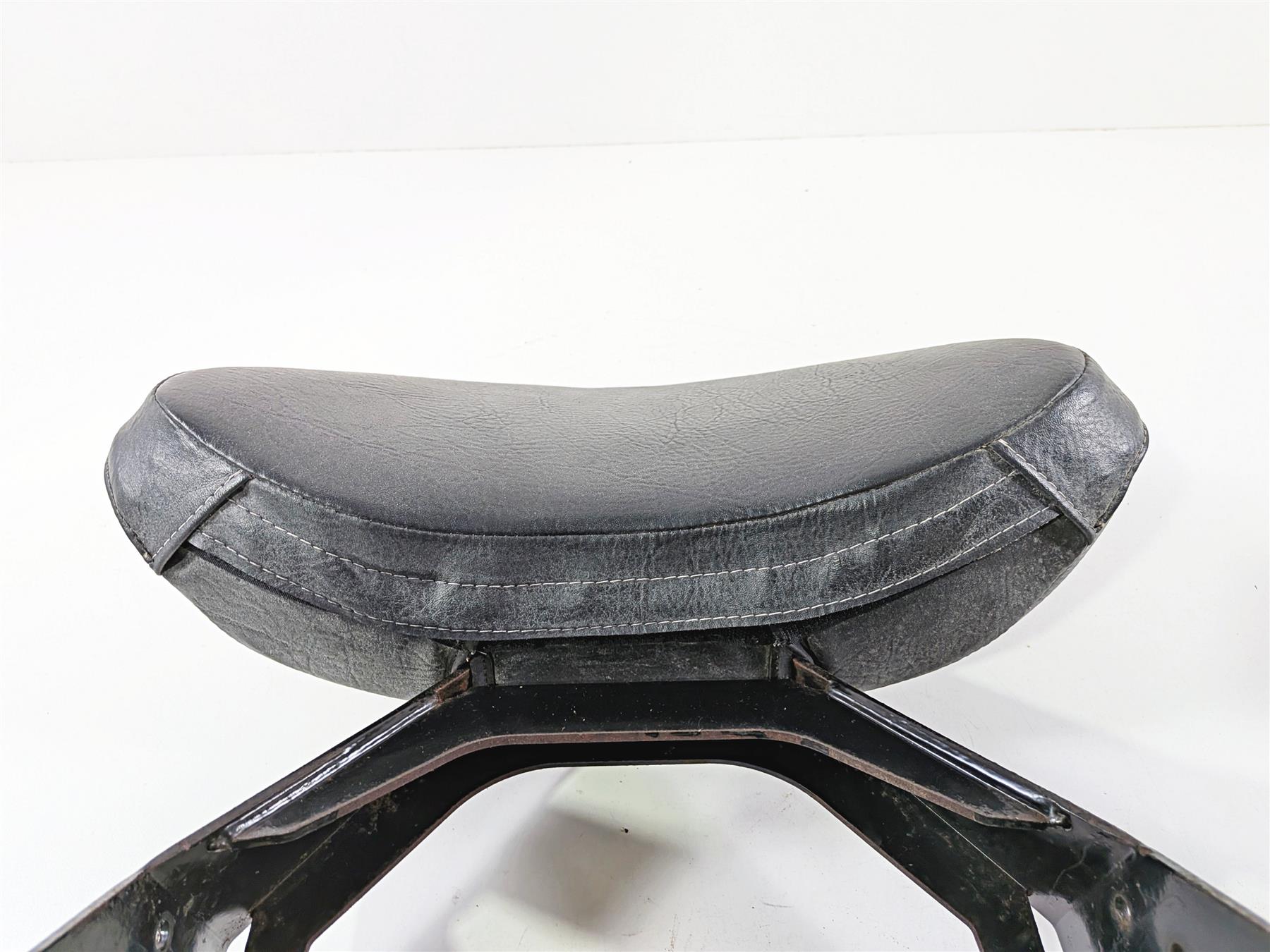 2016 Victory Cross Country Passenger Backrest Back Rest Sissy Bar Quick Release {{ shop.shopifyCountryName }} - Mototech271