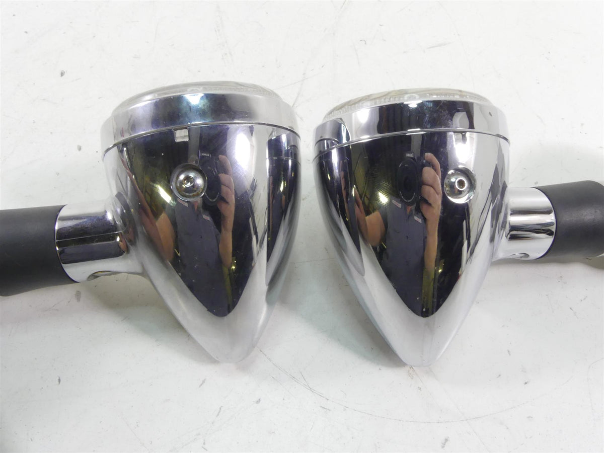 2005 Honda V-Twin VTX1800 S3 Front Blinker Turn Signal & Clamp Set 33450-MCV-N11 {{ shop.shopifyCountryName }} - Mototech271