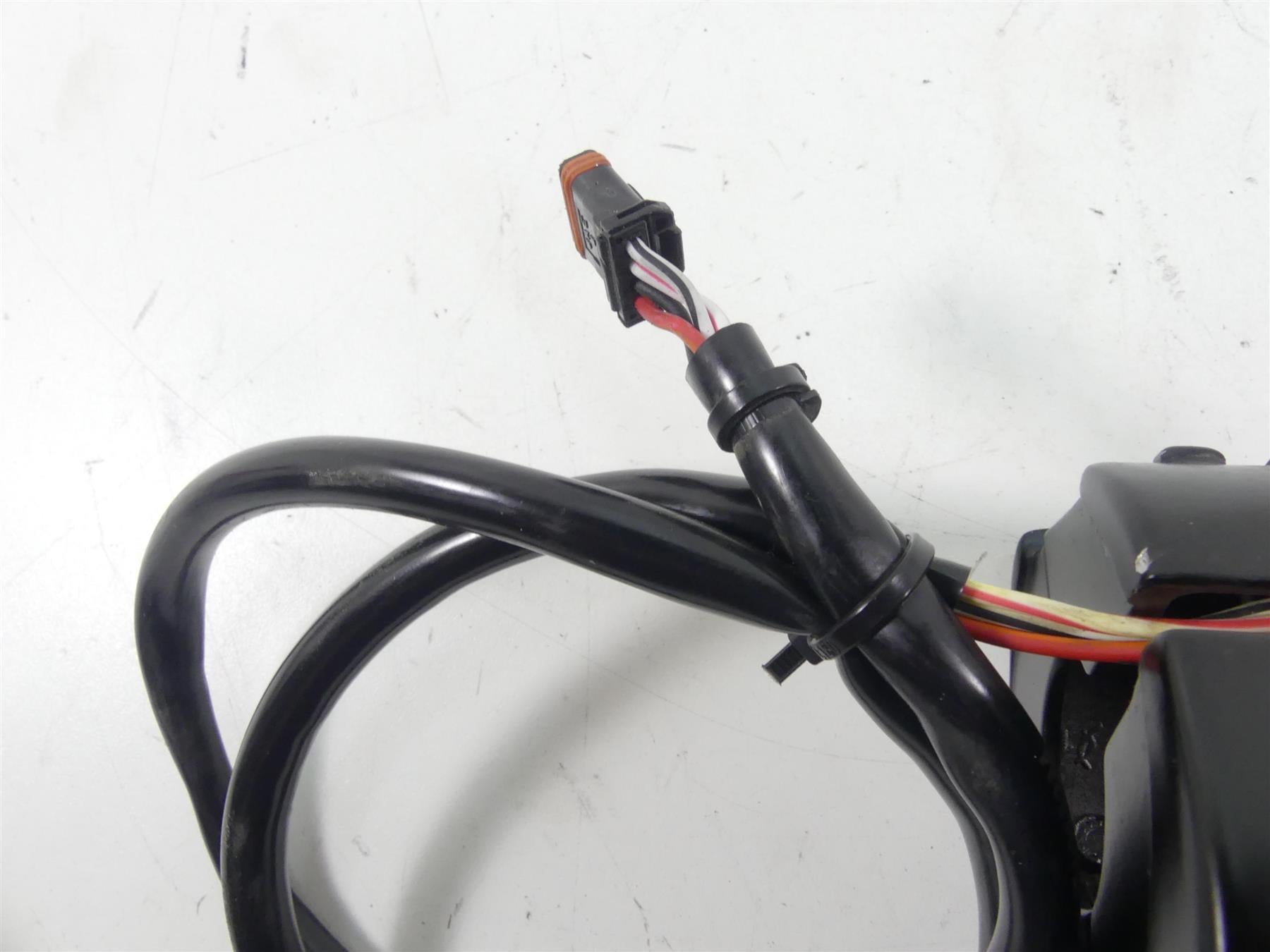 2018 Harley Softail FXBB Street Bob Left Hand Lights Control Switch 71500292 {{ shop.shopifyCountryName }} - Mototech271