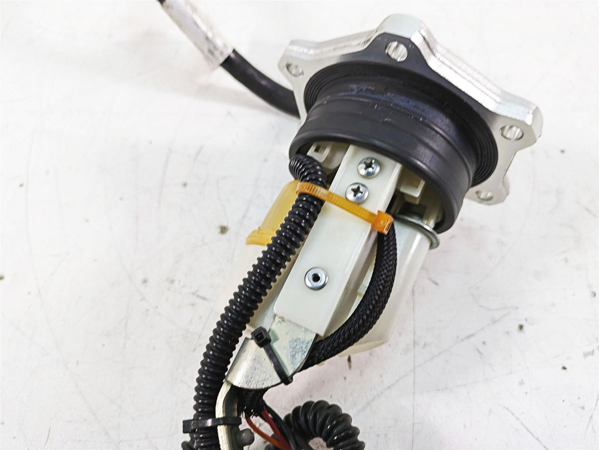2013 MV Agusta F3 675 ERA Fuel Gas Petrol Pump 8K Only - Tested 8000B4722 {{ shop.shopifyCountryName }} - Mototech271