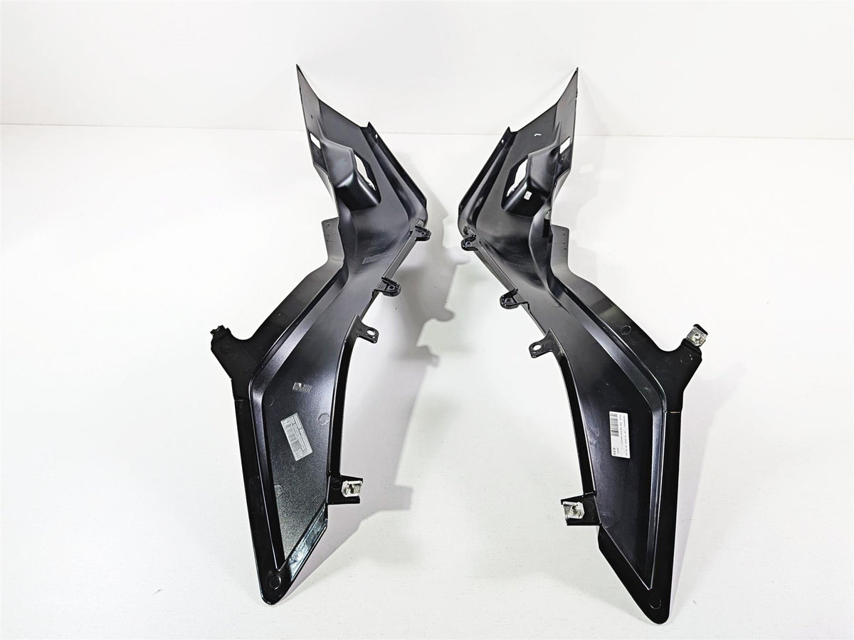 2023 BMW R1250RT RTP K52 Rear Black Tail Side Cover Fairing Set 46638533577 {{ shop.shopifyCountryName }} - Mototech271