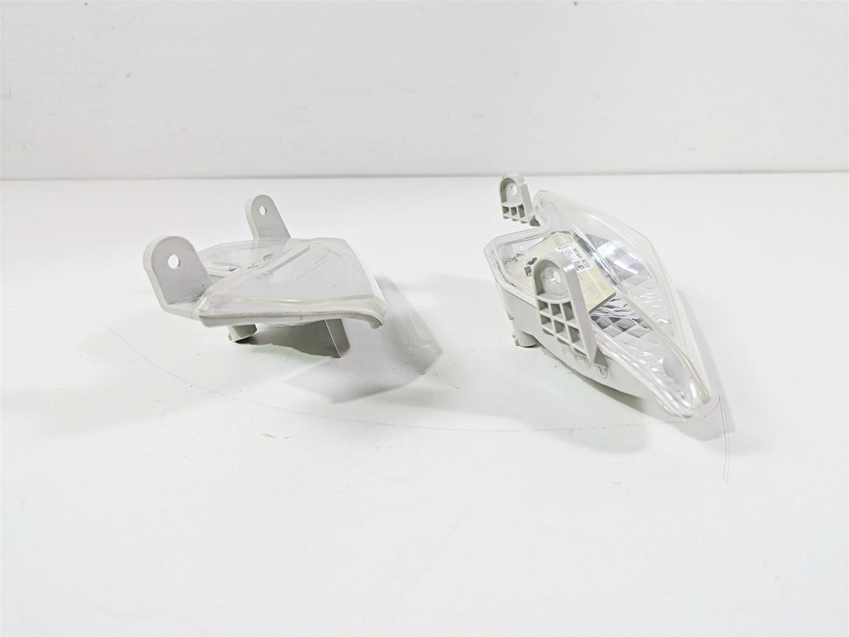 2016 BMW R1200RT K52 Front Blinker Turn Signal Set 63138541625 63138541626 {{ shop.shopifyCountryName }} - Mototech271