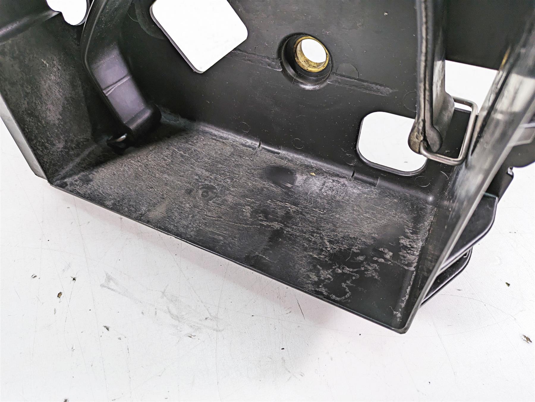 2015 Harley FXDL Dyna Low Rider Battery Tray Stay Bracket - No Cover 70379-06B {{ shop.shopifyCountryName }} - Mototech271