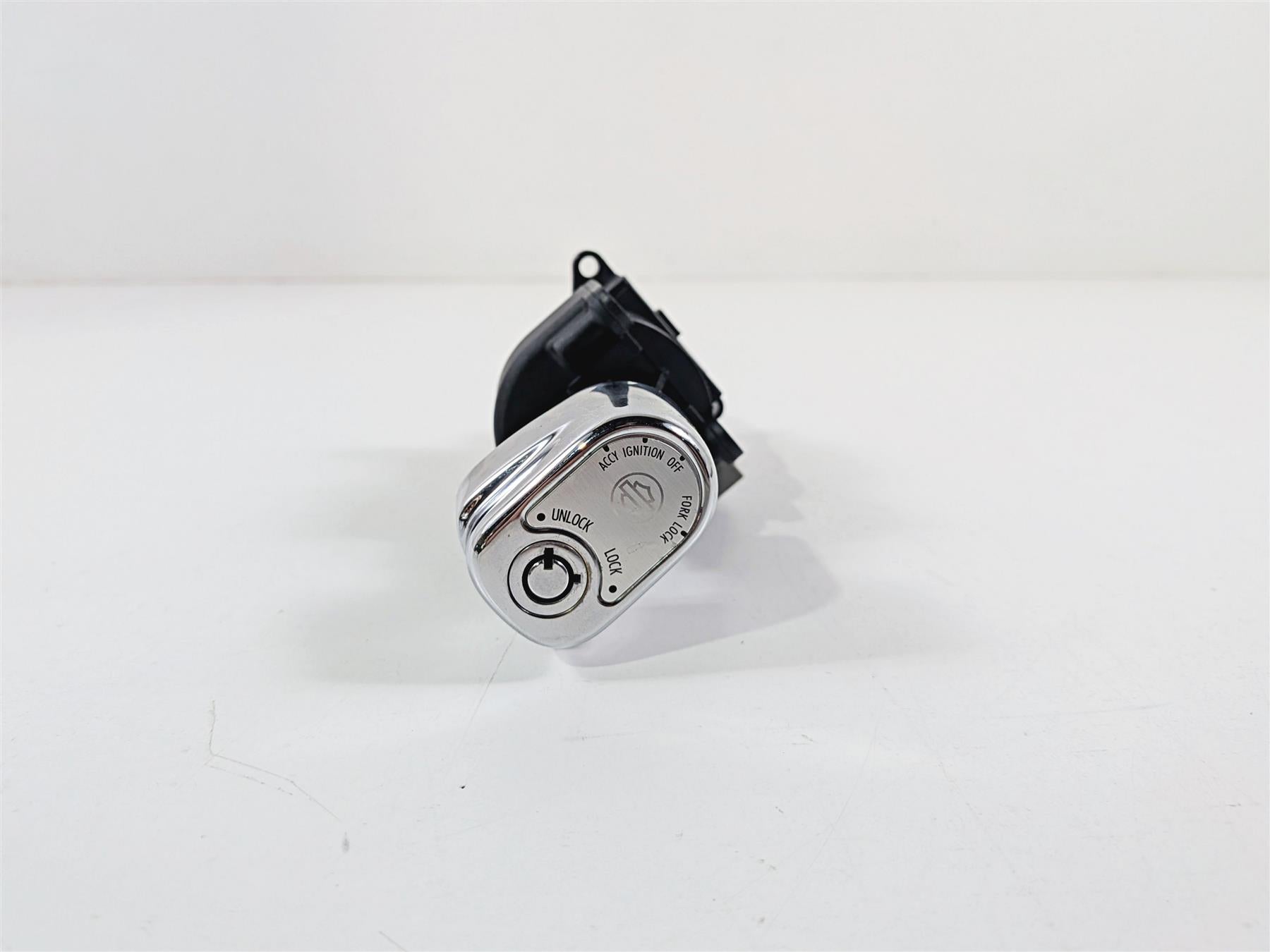 2018 Harley Touring FLHTCU Electra Glide Ignition Switch Unlocked VIN 71400012B-Mototech271
