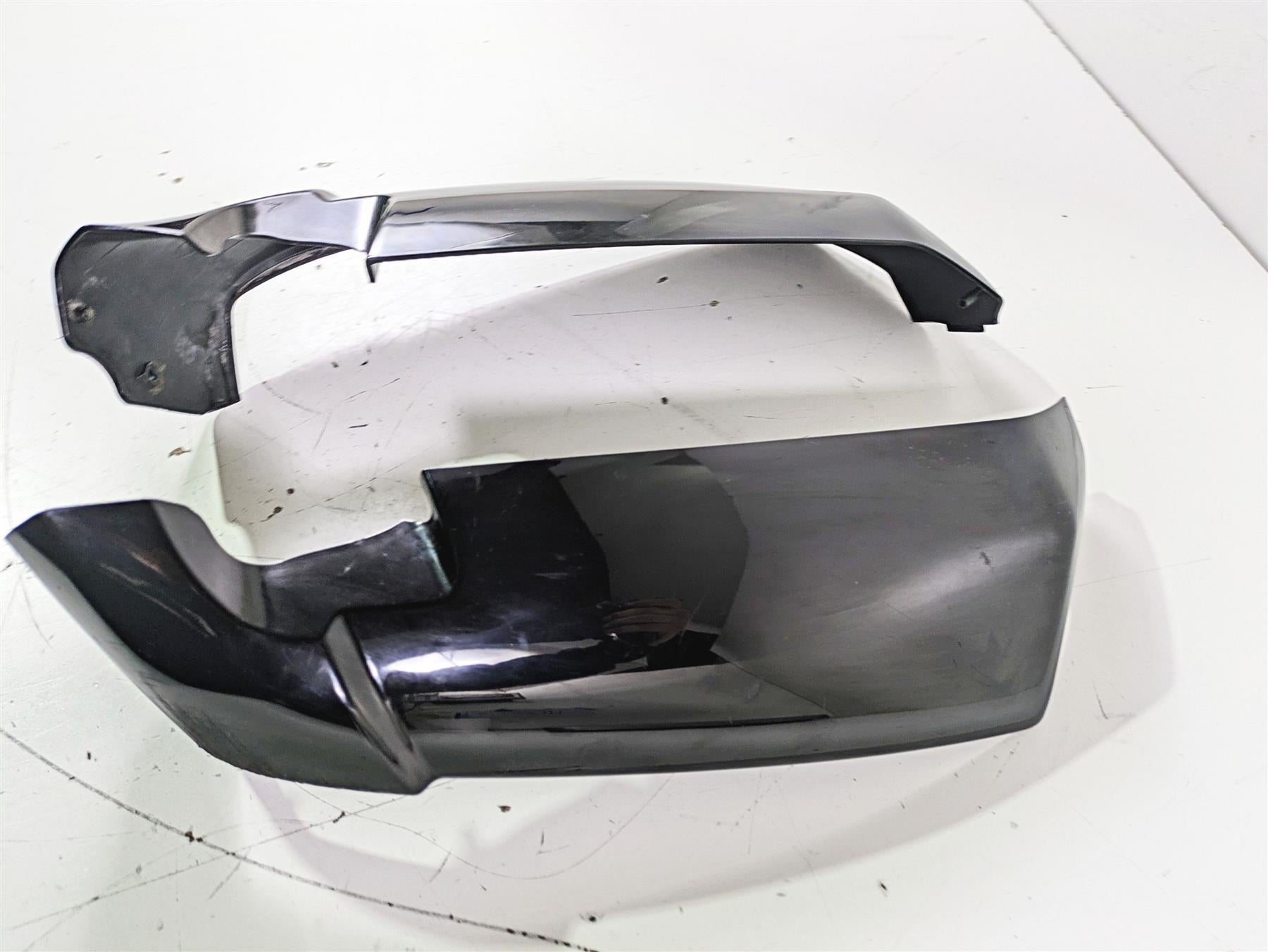 2012 Harley VRSCF Muscle V Rod Radiator Side Cover Fairing Set 26836-09 26837-09 {{ shop.shopifyCountryName }} - Mototech271