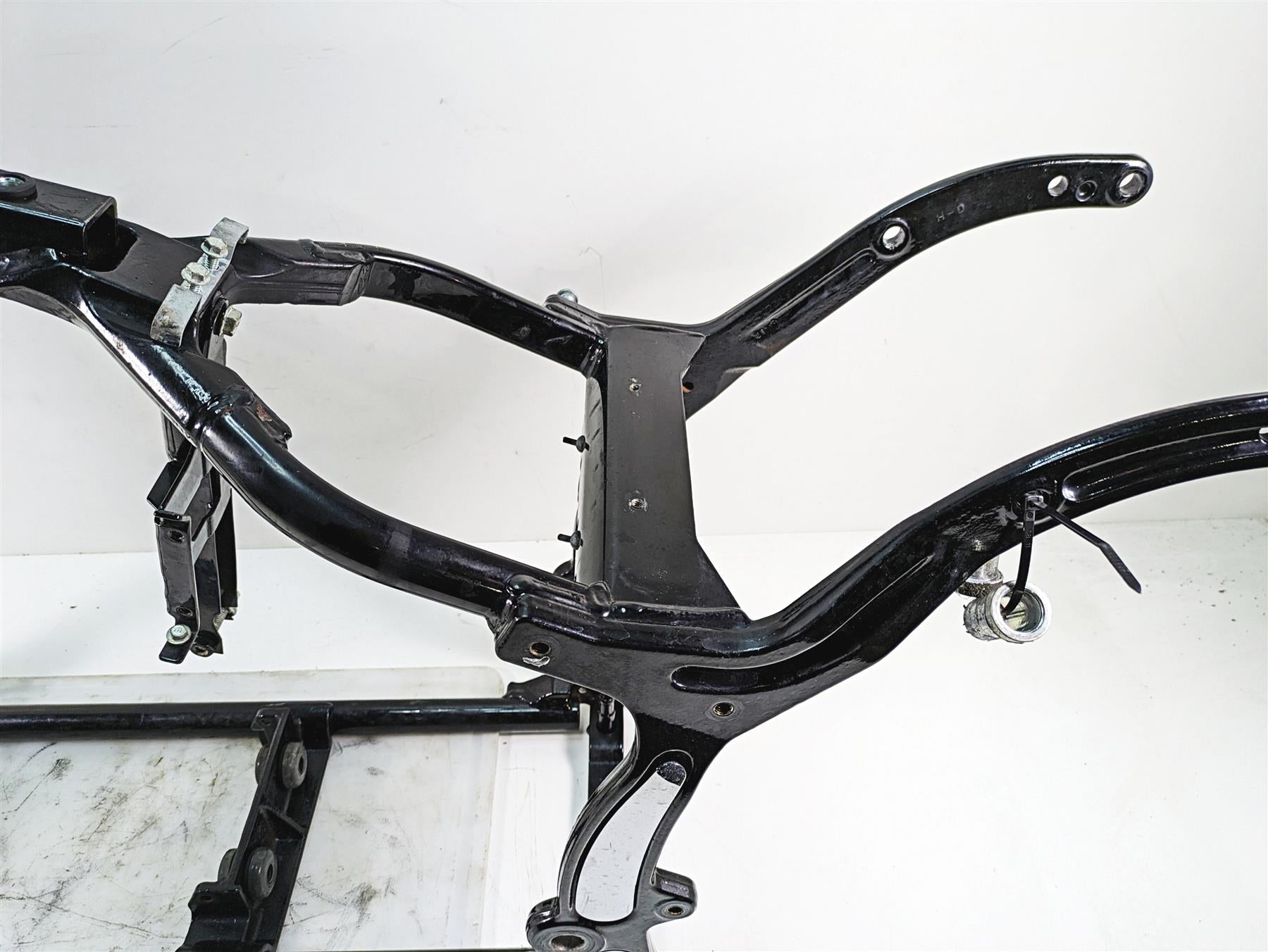 2006 Harley Softail FXSTSI Springer Straight Frame Chassis With Clean Pennsylvania 47687-06A {{ shop.shopifyCountryName }} - Mototech271