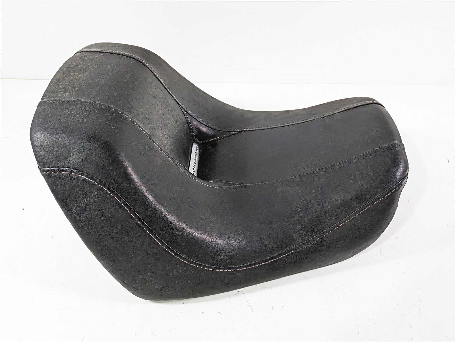 2013 Harley VRSCDX Night Rod Sp Front Rider Driver Seat -Stich Damage 52000005 {{ shop.shopifyCountryName }} - Mototech271