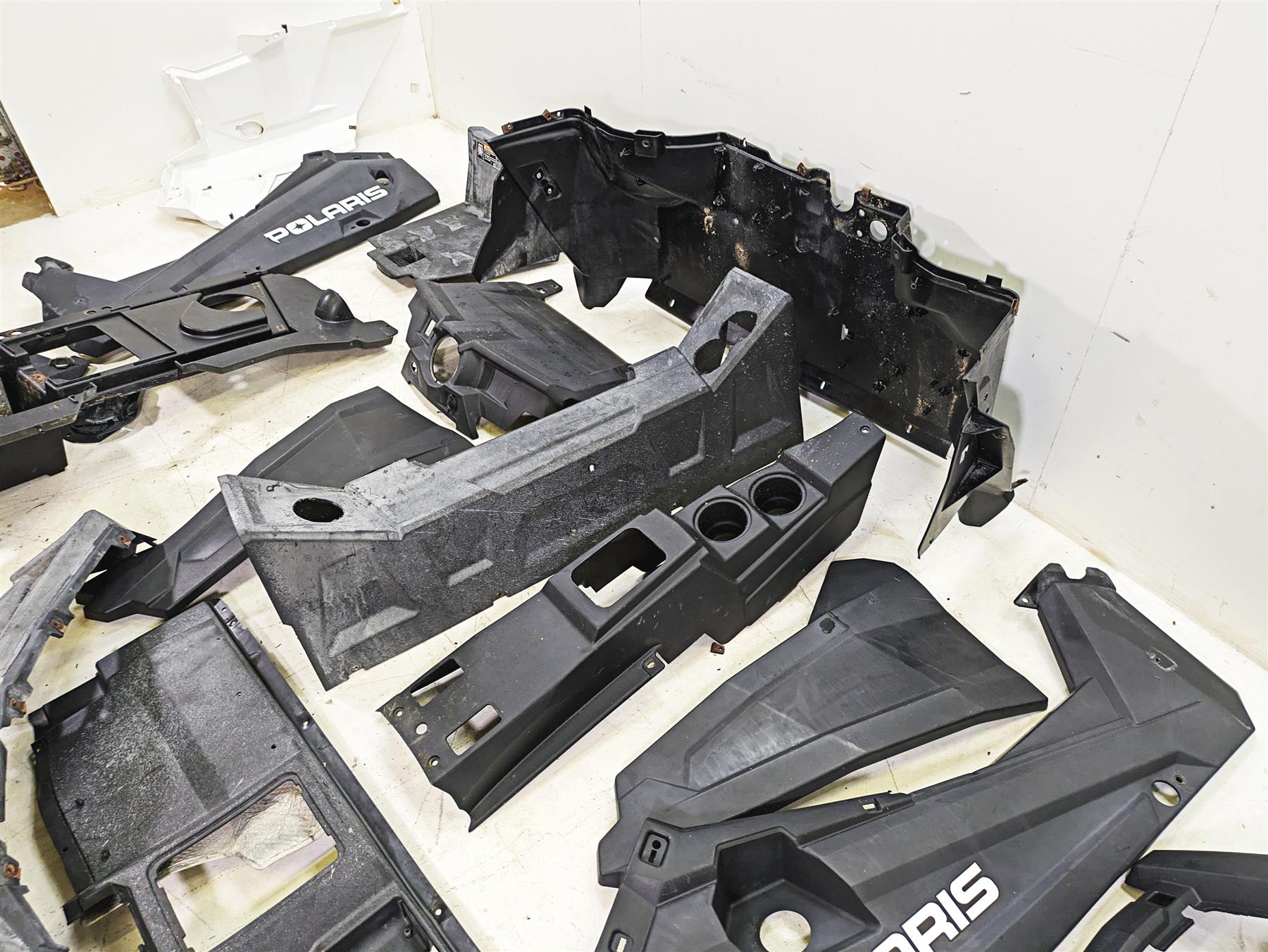 2020 Polaris RZR 900 S Fairings Plastics Tank Door Covers 5439785 {{ shop.shopifyCountryName }} - Mototech271