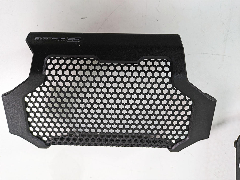 2020 Ducati Hypermotard 950 SP Evotech Radiator Cooler Cylinder Cover Set 74380 {{ shop.shopifyCountryName }} - Mototech271