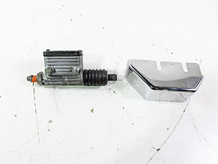 1992 Harley FLSTC Softail Heritage Rear Brake Master Cylinder + Cover 42468-87E {{ shop.shopifyCountryName }} - Mototech271