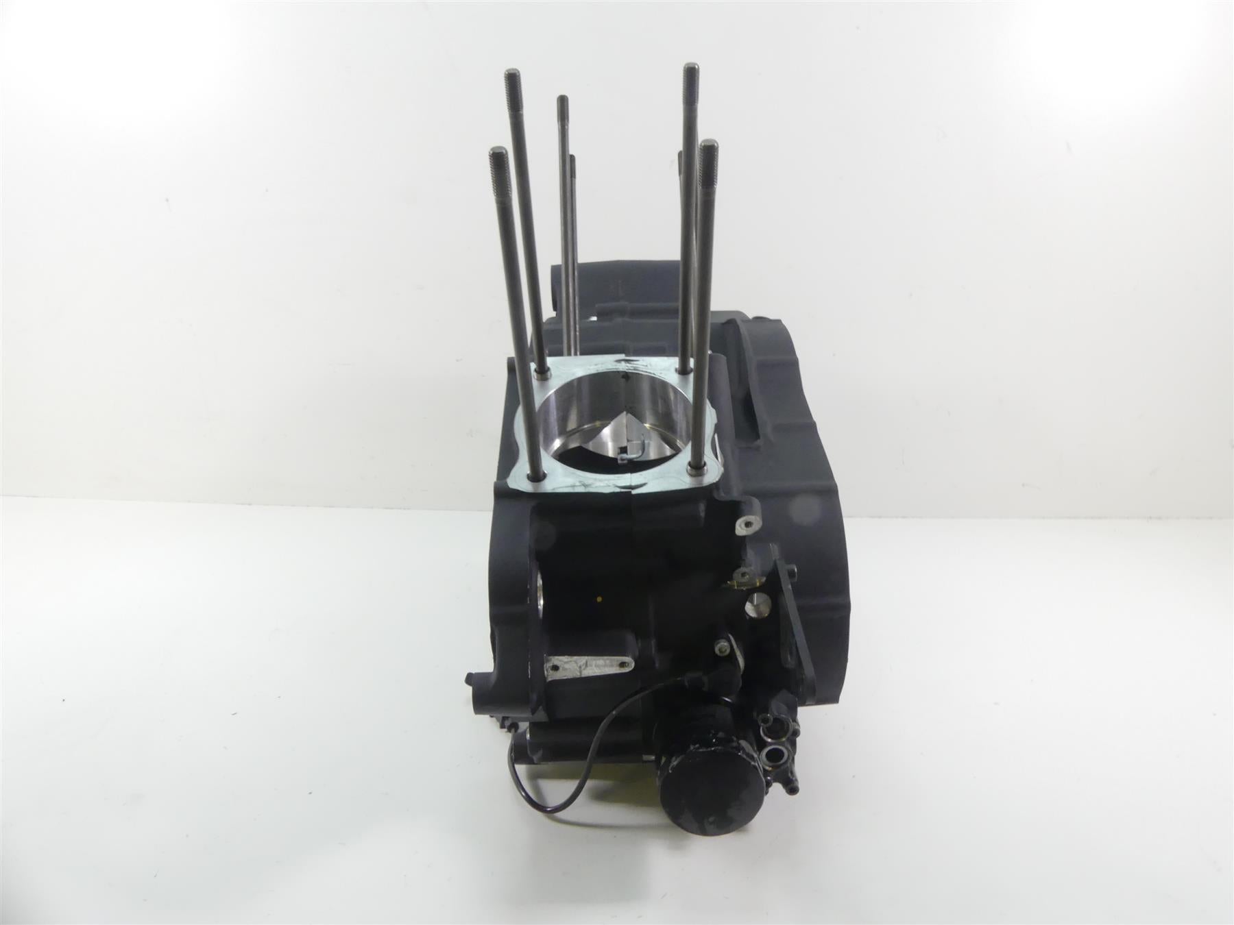 2016 Indian Chieftain Dark Horse Crankcase Crank Case Engine Housing 1205044 {{ shop.shopifyCountryName }} - Mototech271