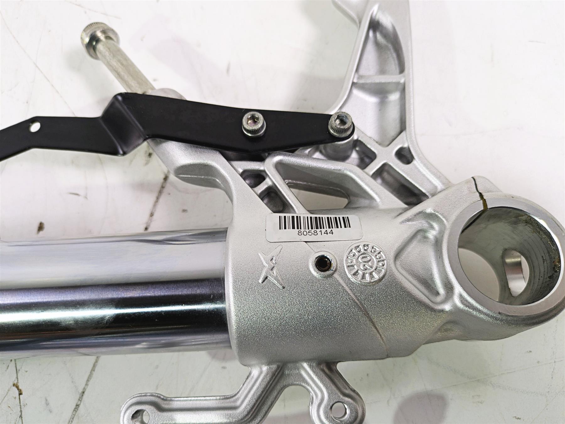 2022 MV Agusta F3 800 Rosso Marzocchi Front Fork Legs BENT 80A0C6996 80A0C6997 {{ shop.shopifyCountryName }} - Mototech271