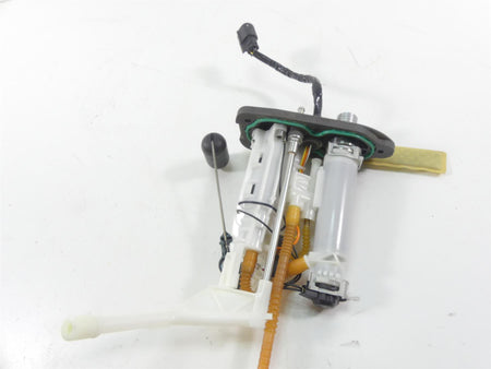 2019 Harley FLHC Softail Heritage Fuel Gas Petrol Pump - Tested 2k Only 61200042 {{ shop.shopifyCountryName }} - Mototech271