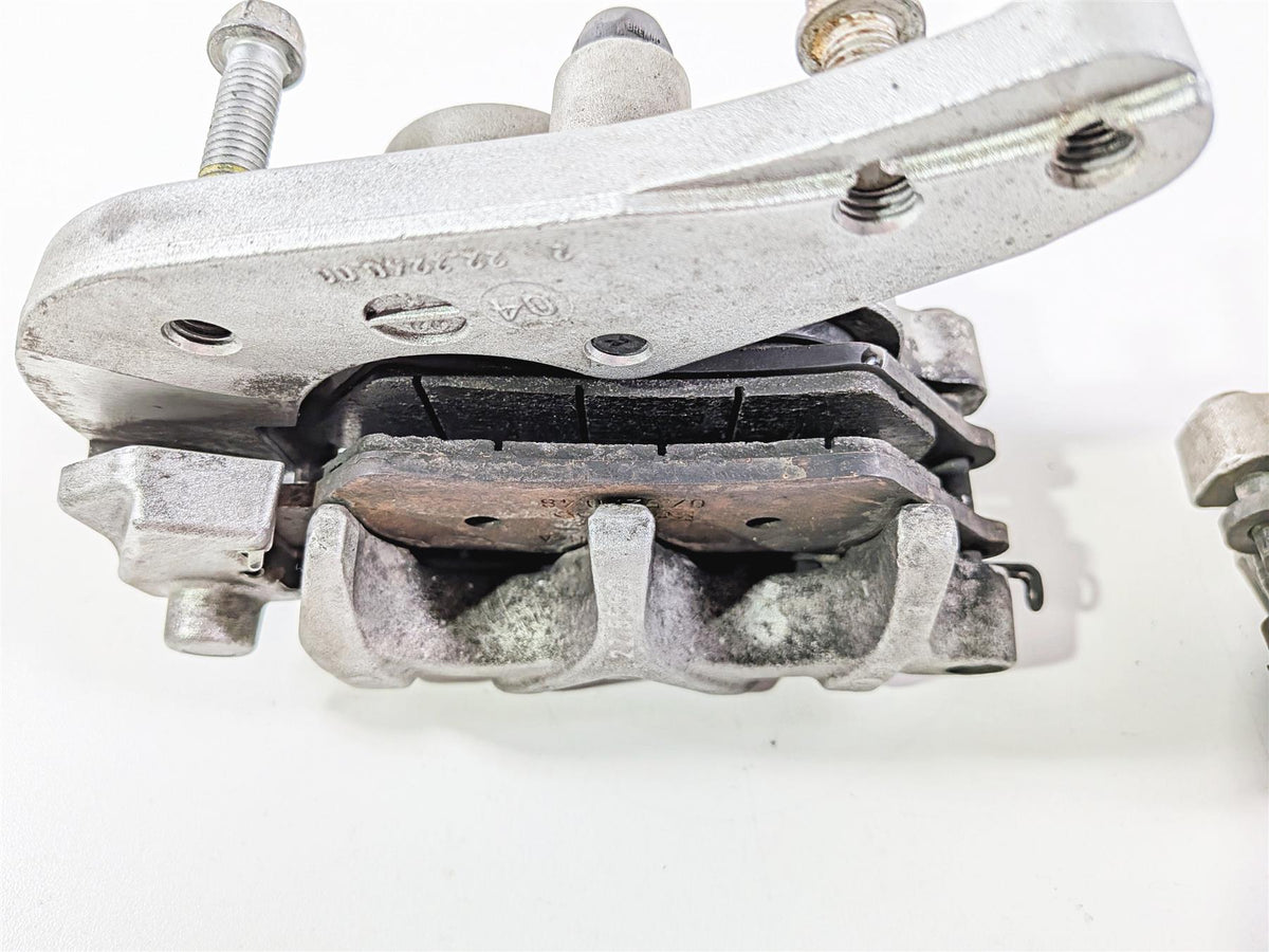 2005 KTM 950 LC8 Adventure Brembo Front Brake Calipers 60013016000 60013015000 {{ shop.shopifyCountryName }} - Mototech271