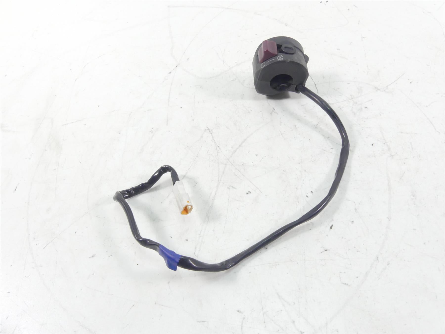 2018 Ducati Hypermotard 939 SP Right Hand Start Control Switch -Read 65010122E {{ shop.shopifyCountryName }} - Mototech271