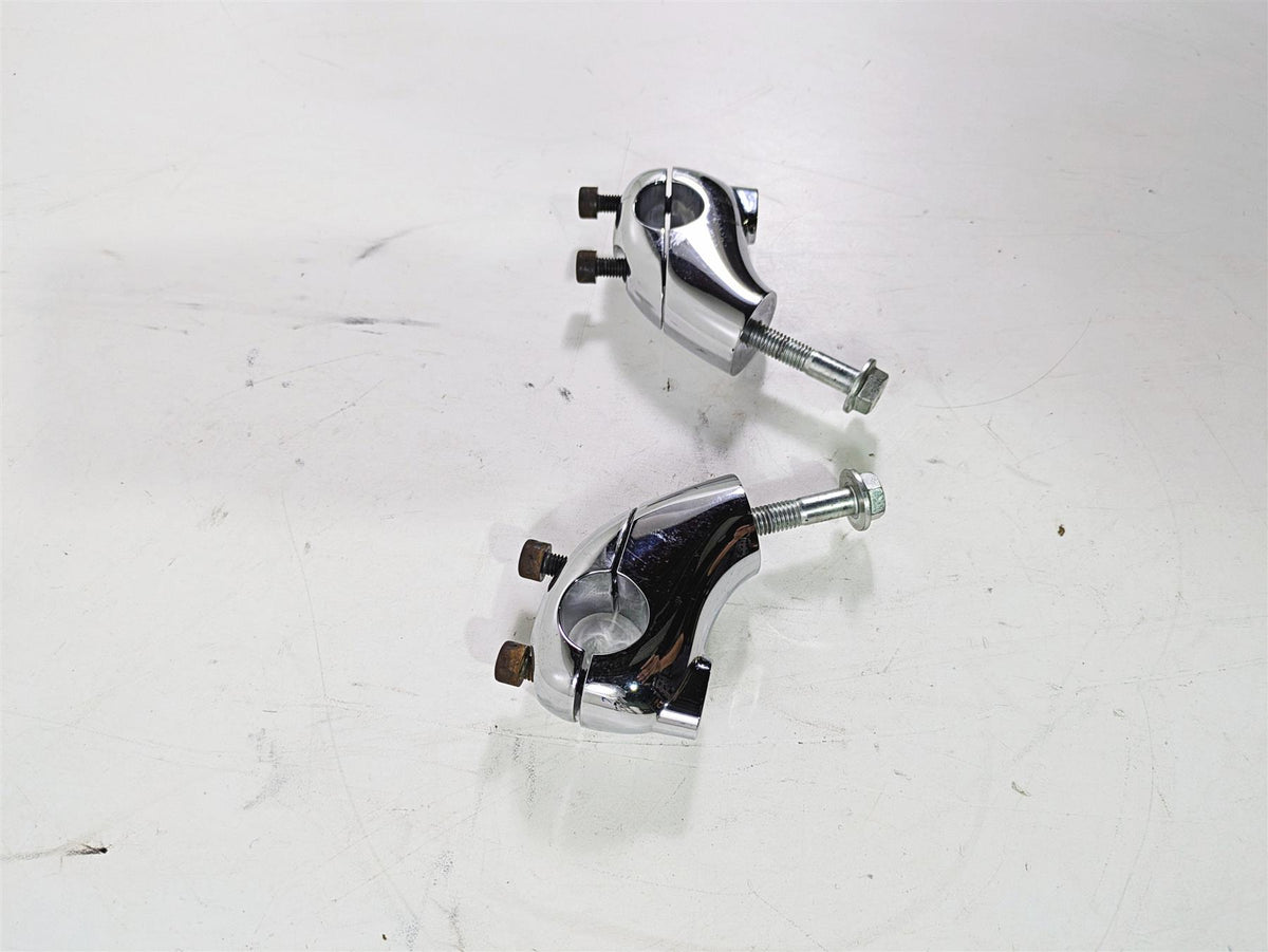 2006 Harley VRSCR Street V-Rod Handlebar Riser Mount Set 55945-06 55995-06 {{ shop.shopifyCountryName }} - Mototech271