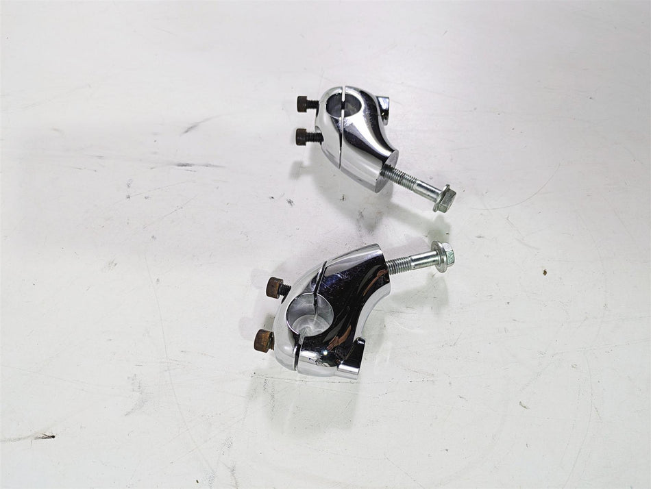 2006 Harley VRSCR Street V-Rod Handlebar Riser Mount Set 55945-06 55995-06 {{ shop.shopifyCountryName }} - Mototech271