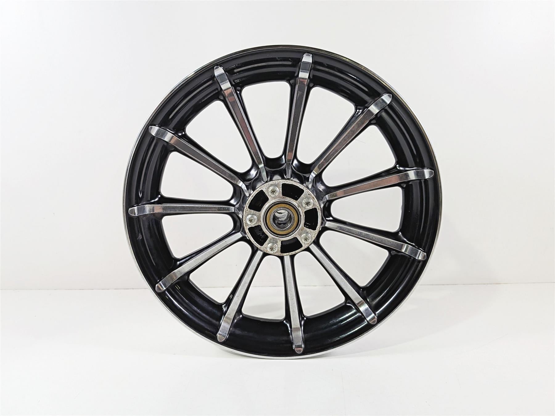 2011 Harley Touring FLHTCU CVO Electra Glide 17x3 Front Wheel Roulette 55065-10-Mototech271