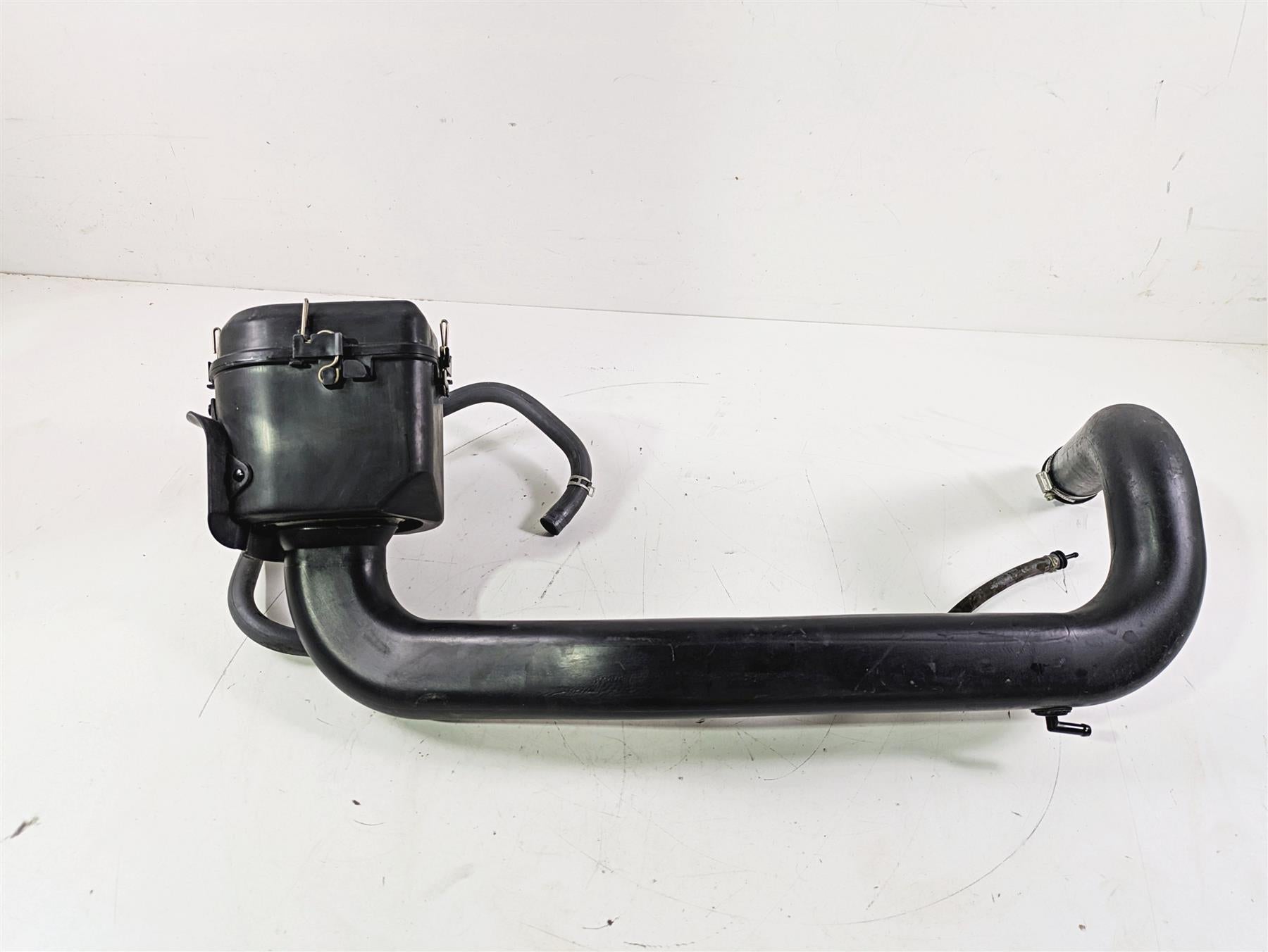 2004 Honda Aquatrax R-12X Air Cleaner Breather Filter 17215-HW3-670 17220-HW3-67 {{ shop.shopifyCountryName }} - Mototech271
