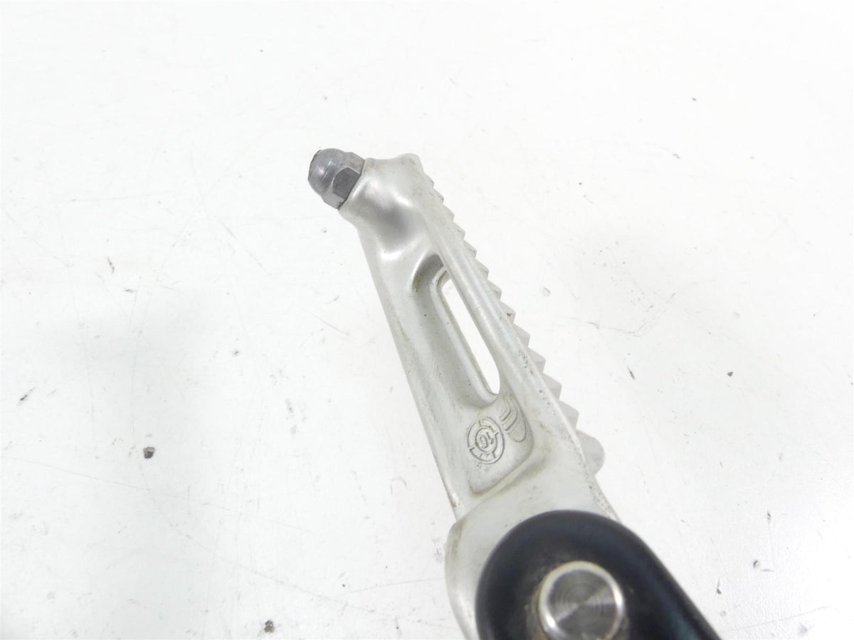 2017 Triumph Thruxton 1200 R Left Front Footpeg Shifter Set T2088079 T2081562 {{ shop.shopifyCountryName }} - Mototech271