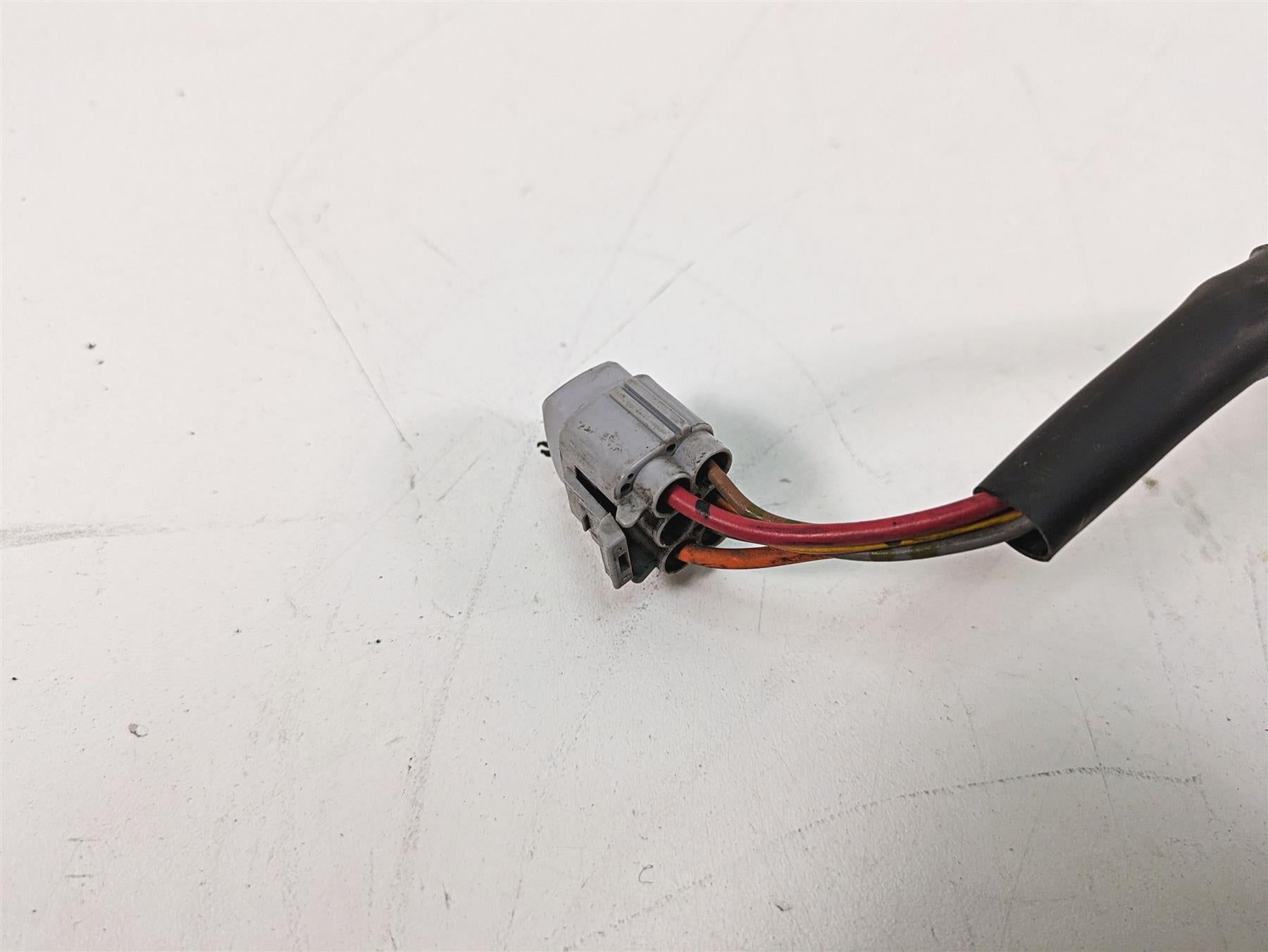 2009 Suzuki GSXR750 K9 Ignition Switch Key Lock Set 37101-40820 37101-40822 {{ shop.shopifyCountryName }} - Mototech271