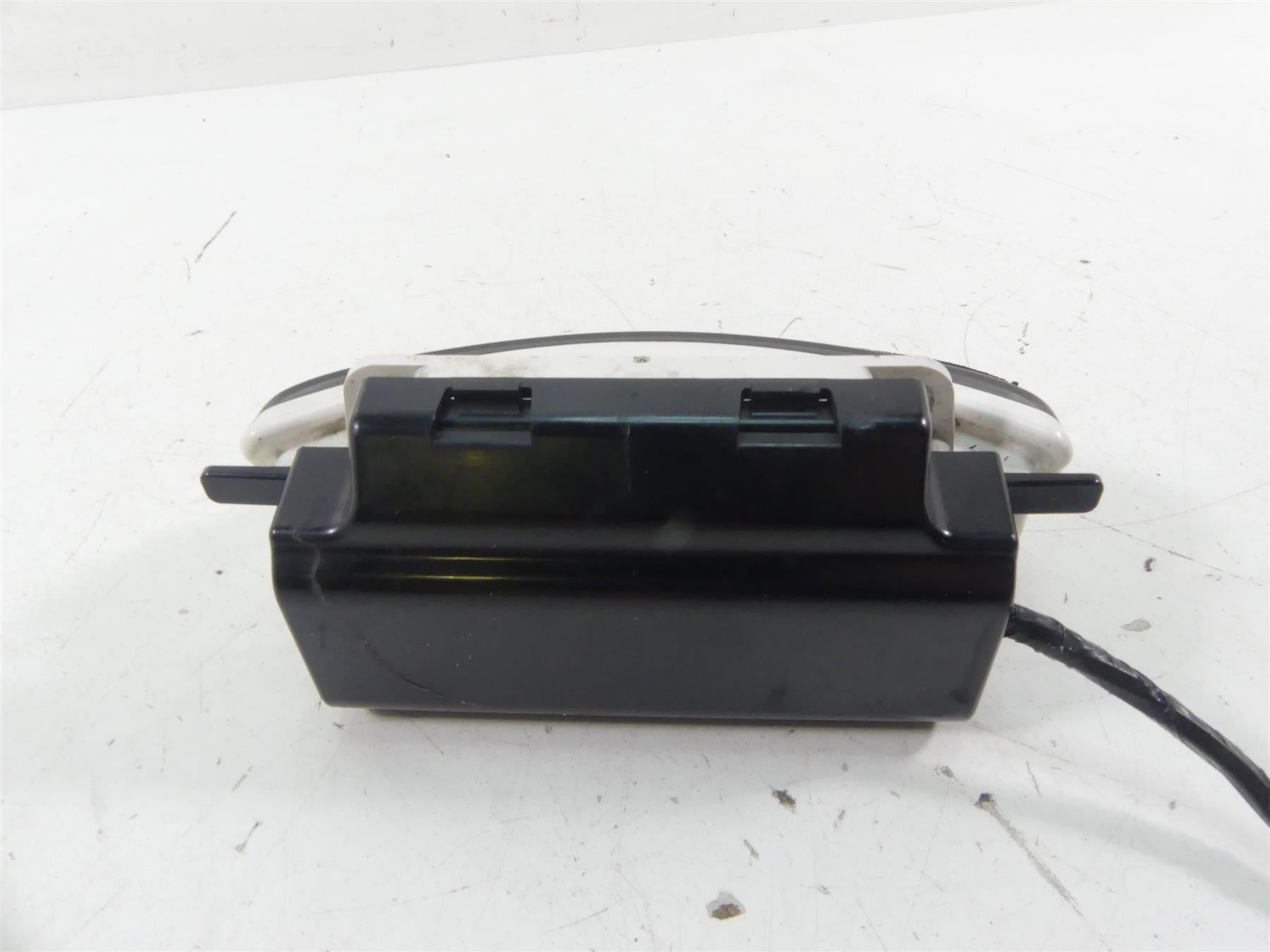 2013 Harley Touring FLHX Street Glide Taillight Tail Stop Brake Light 69615-10 {{ shop.shopifyCountryName }} - Mototech271