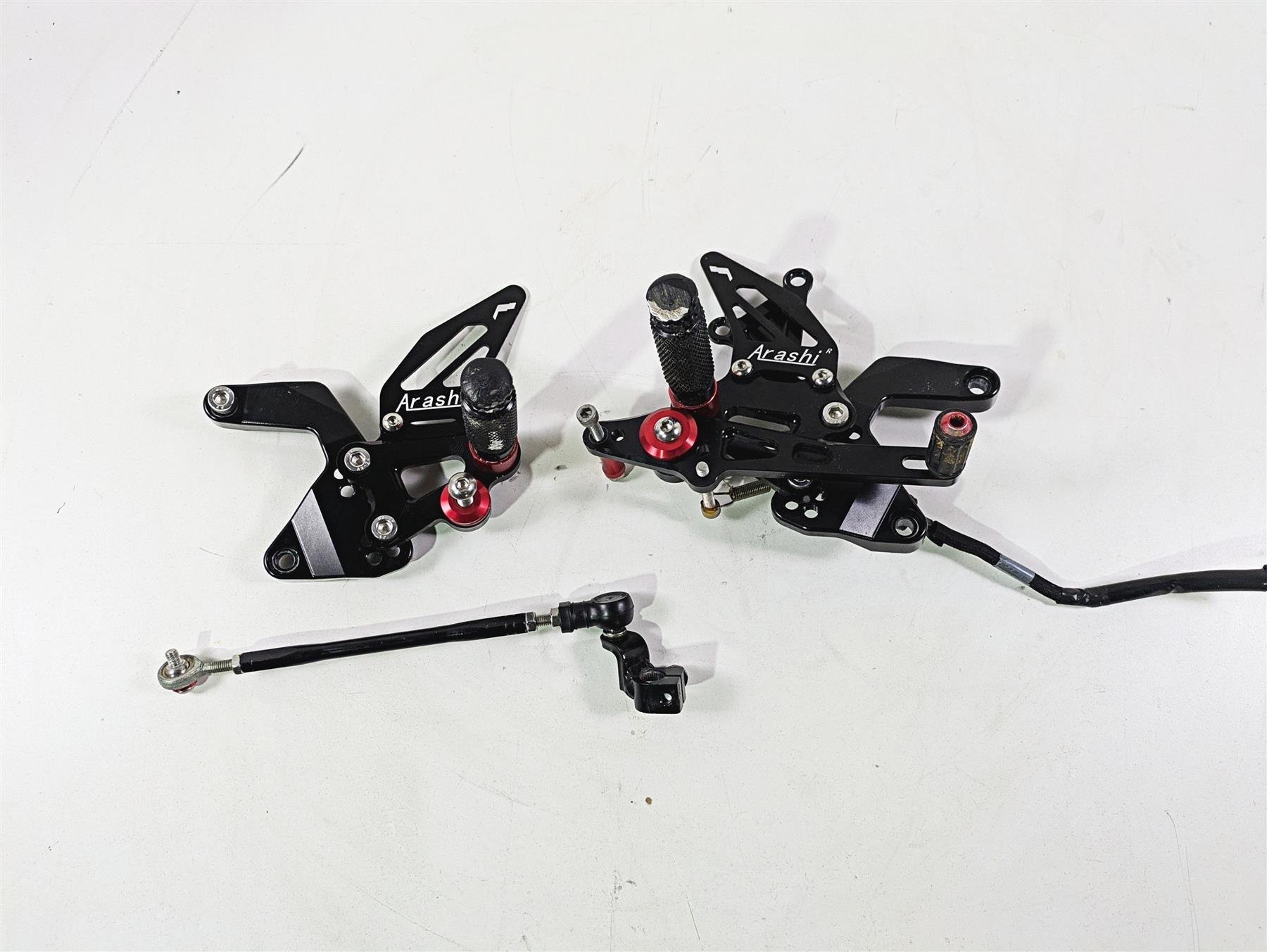 2021 Kawasaki Z900 ZR900 Arashi Rearset Foot Peg Lever Set M528-B074-BLK {{ shop.shopifyCountryName }} - Mototech271