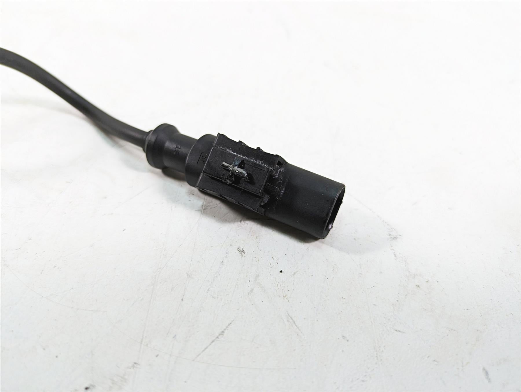 2016 Ducati Panigale 1299 S Rear Abs Brake Wheel Speed Sensor 55212111B {{ shop.shopifyCountryName }} - Mototech271