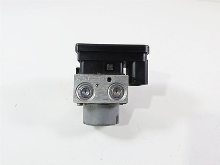 2019 Triumph Speed Triple RS 1050 Abs Brake Pump Module T2029204 T2022250 {{ shop.shopifyCountryName }} - Mototech271