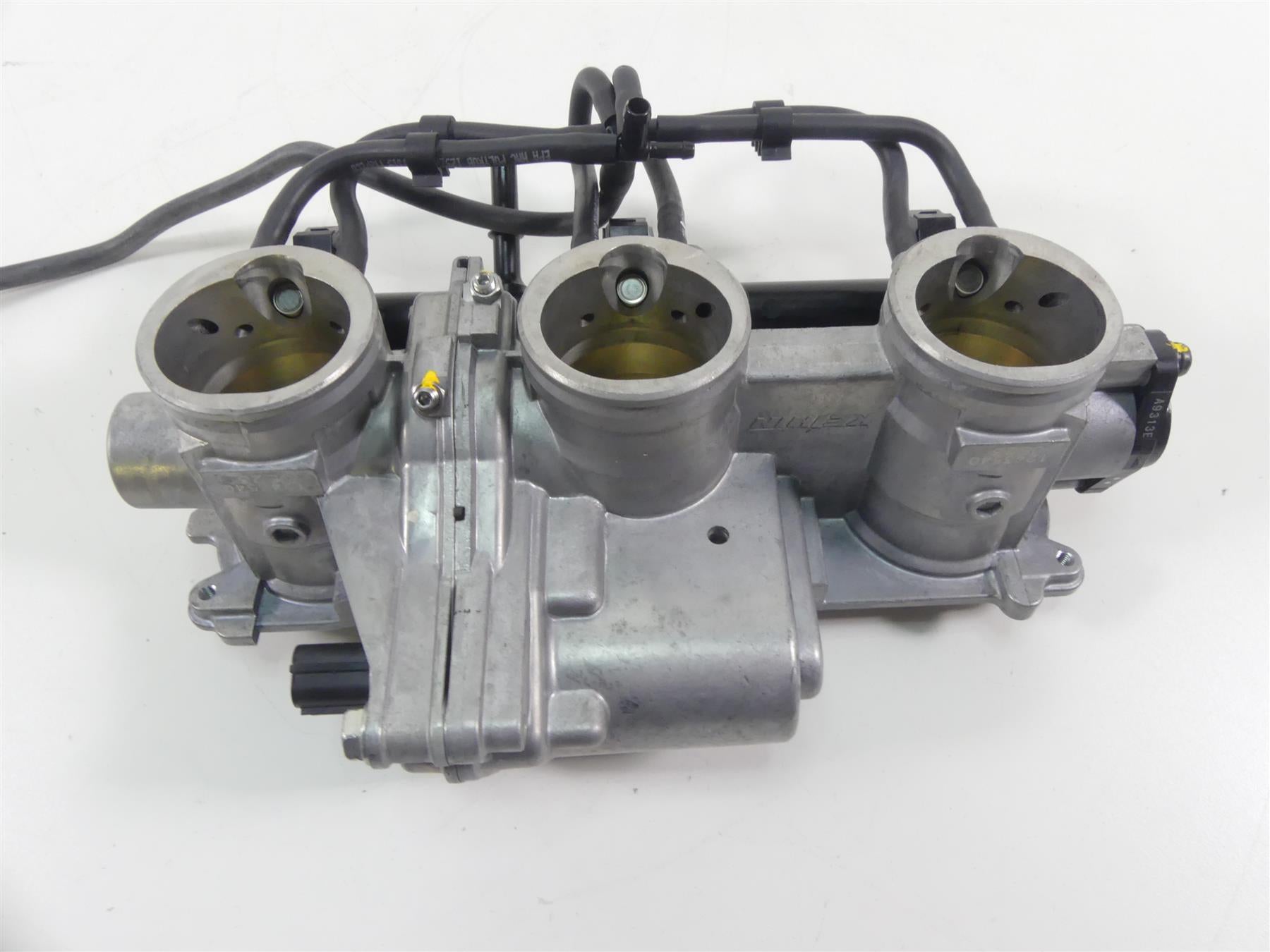 2020 Triumph Speed Triple RS 1050 Keihin Throttle Body Bodies T1243540 {{ shop.shopifyCountryName }} - Mototech271