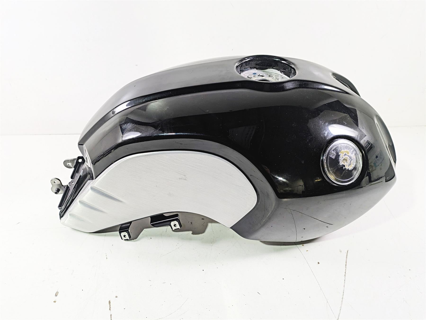 2015 BMW R nineT K21 Fuel Gas Petrol Tank Reservoir - 591 Miles Only 16118522862 | Mototech271