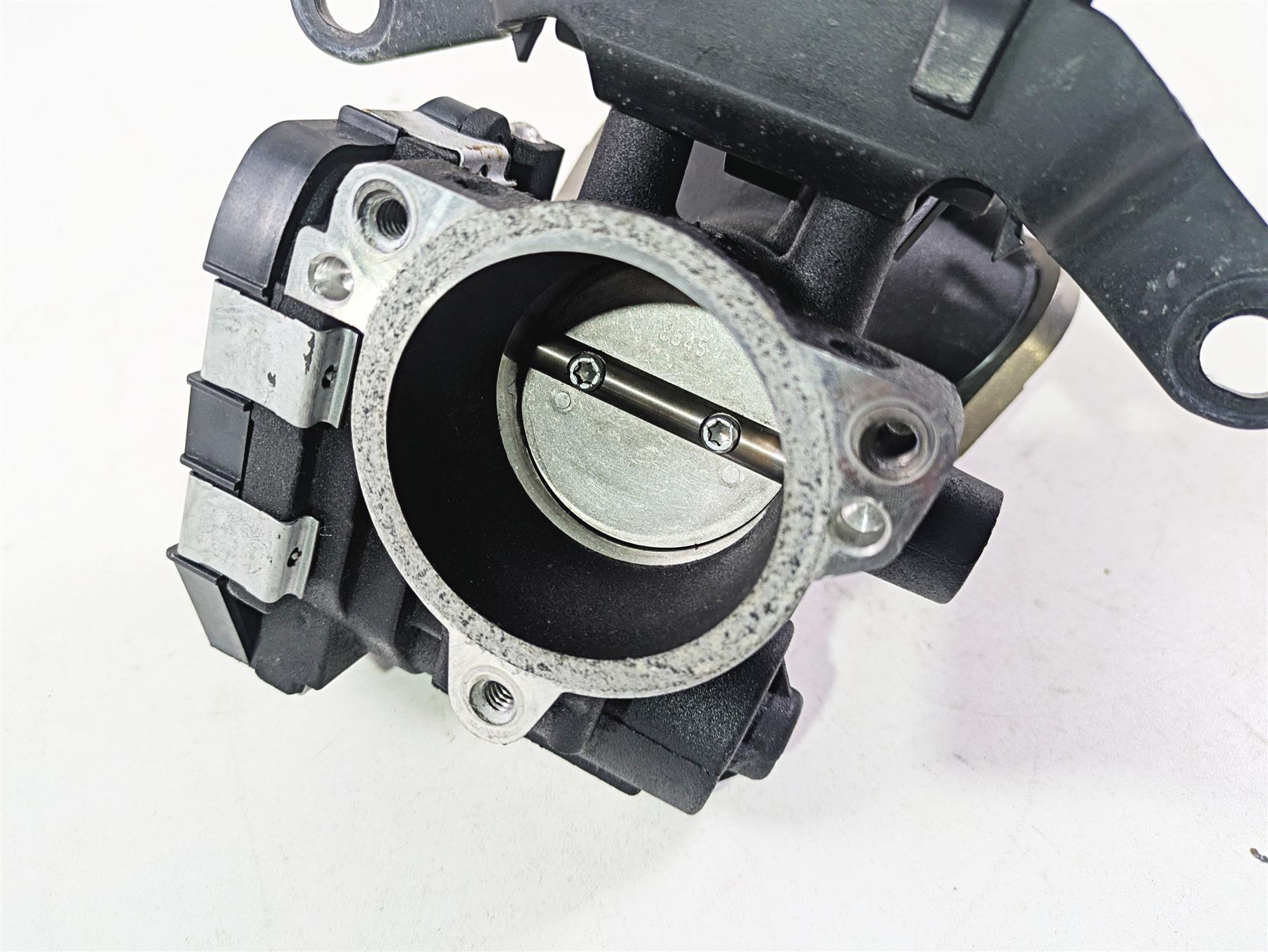 2015 Harley Touring FLHTKL Electra Glide Throttle Body Fuel Injection 27200002 {{ shop.shopifyCountryName }} - Mototech271
