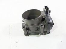 Load image into Gallery viewer, 2020 Yamaha Waverunner VX1050 Deluxe Mikuni Throttle Body 6EY-13750-00-00
