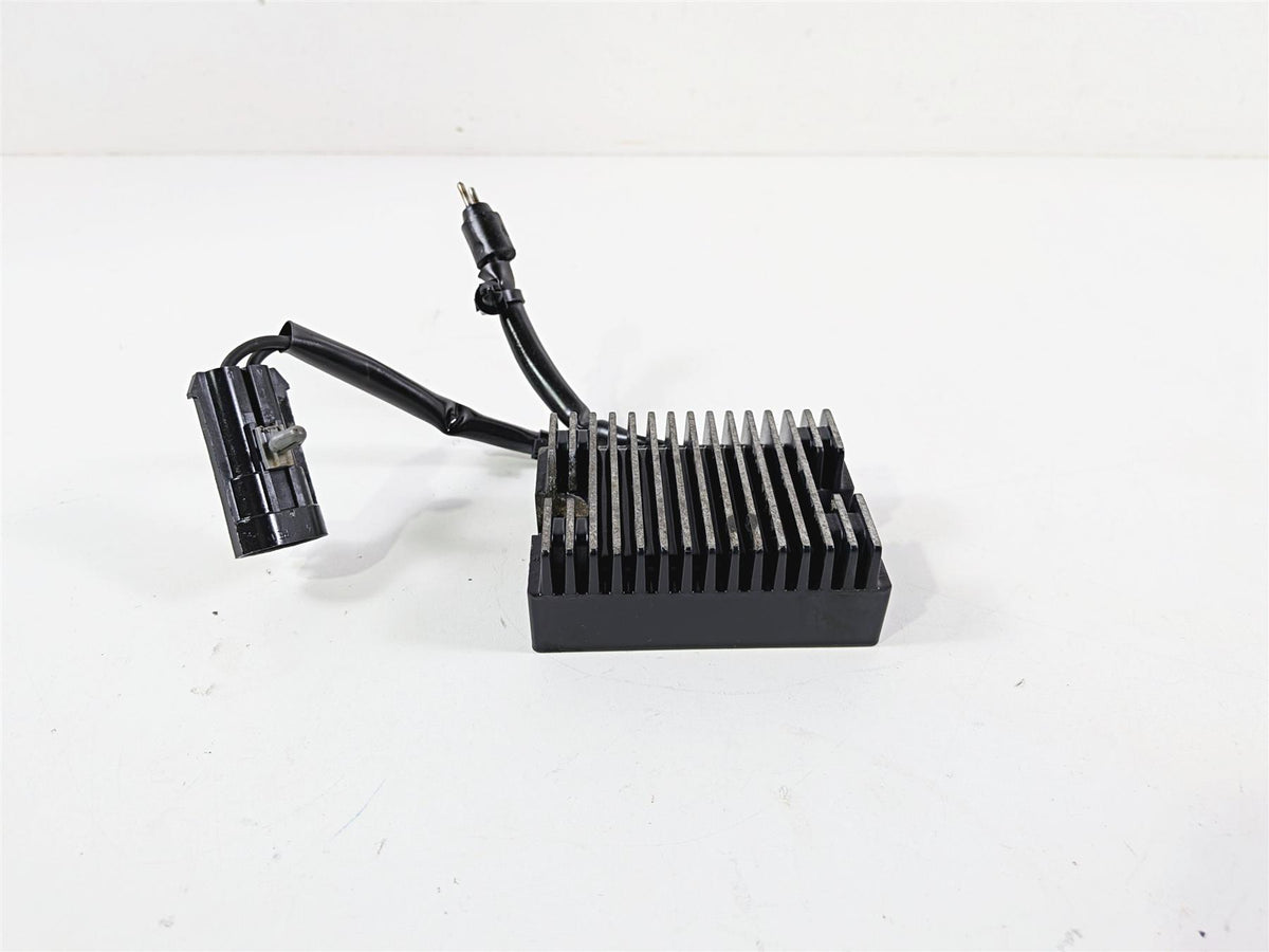 2006 Harley Sportster XL883 Low Rectifier Voltage Regulator 74523-04 {{ shop.shopifyCountryName }} - Mototech271