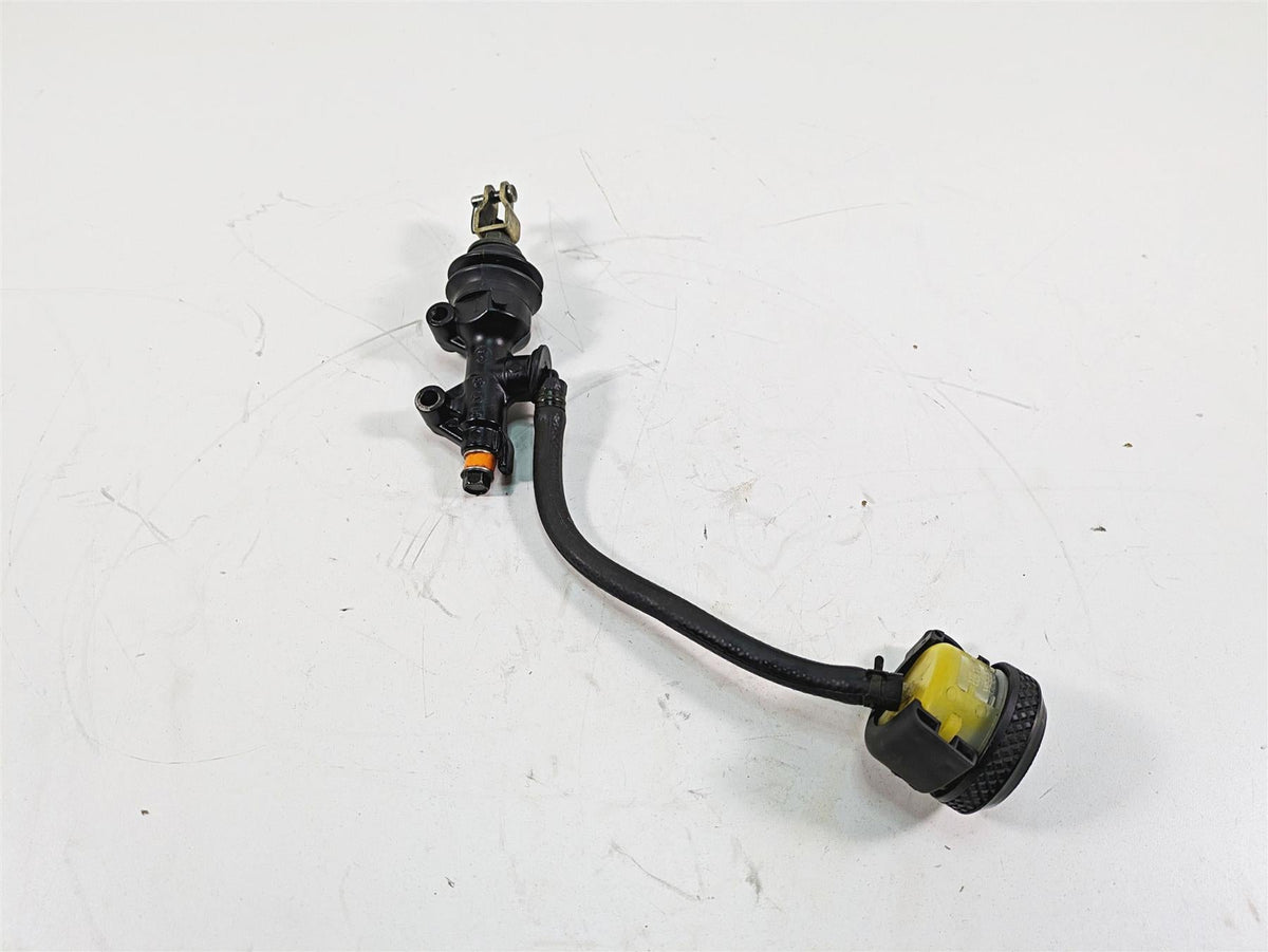 2006 Harley Sportster XL1200 Rear Brake Master Cylinder - Read 42521-04 {{ shop.shopifyCountryName }} - Mototech271