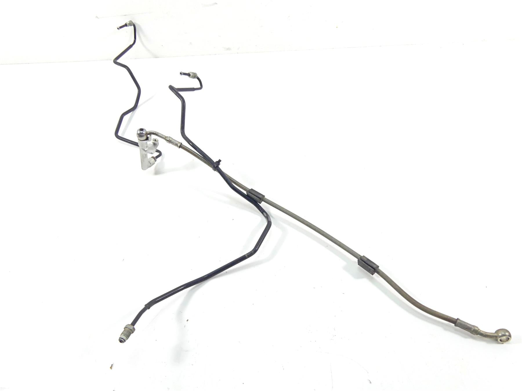 2009 BMW R1200GS K255 Adv Rear Abs Brake Line Hose Set 34327673646 {{ shop.shopifyCountryName }} - Mototech271