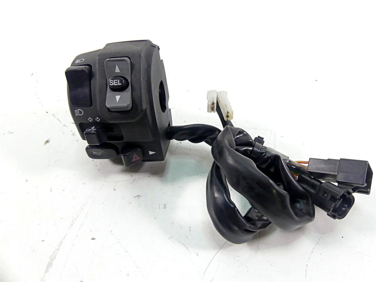2017 Kawasaki ZX1400 ZX14R Ninja Left Control Switch Light Blinker 46091-0331 {{ shop.shopifyCountryName }} - Mototech271