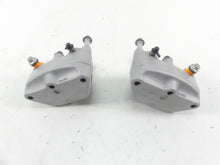 Load image into Gallery viewer, 2004 Harley Softail FXSTD SE CVO Deuce Front Brake Caliper Set 44381-99 44382-99 | Mototech271
