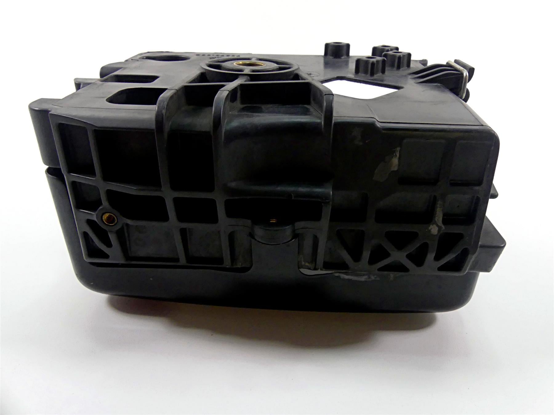 2017 Harley Dyna FXDB Street Bob Battery Carrier & Black Side Cover 70379-06B {{ shop.shopifyCountryName }} - Mototech271