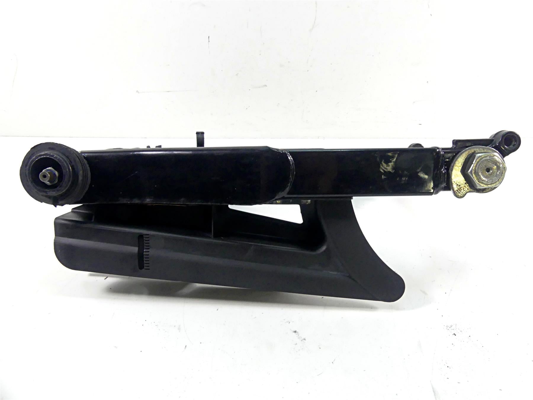 2004 Harley Touring FLHTCUI Electra Glide Swingarm Swing Arm 1" Axle 47549-02A {{ shop.shopifyCountryName }} - Mototech271