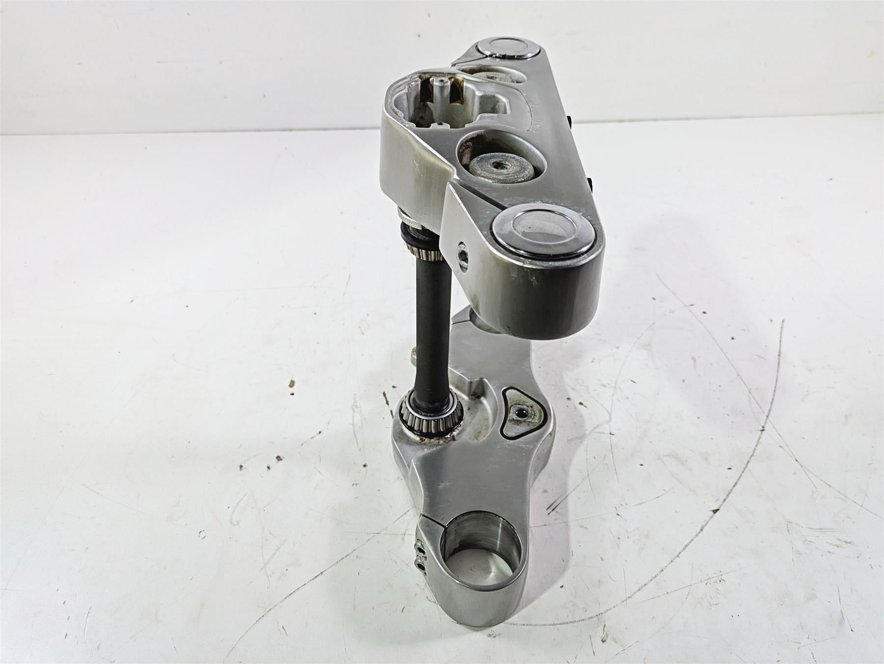 2004 Victory Kingpin Upper Lower Triple Tree Set 1821379 1823531 {{ shop.shopifyCountryName }} - Mototech271