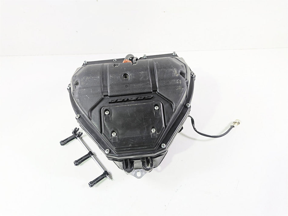 2014 Yamaha YZFR1 R1 RN22 Air Box Cleaner & Injectors & Actuator 14B-14411-01-00 {{ shop.shopifyCountryName }} - Mototech271